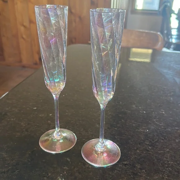 Rachel Zoe Iridescent Champagne Flutes Set - Picture 1 of 2